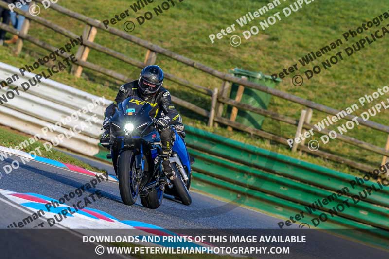 PJM Wedding Photography;enduro digital images;event digital images;eventdigitalimages;mallory park;mallory park photographs;mallory park trackday;mallory park trackday photographs;no limits trackdays;peter wileman photography;racing digital images;trackday digital images;trackday photos